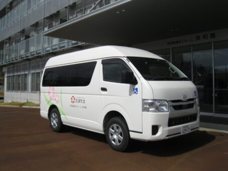 新しい送迎車両が納車されました☆彡